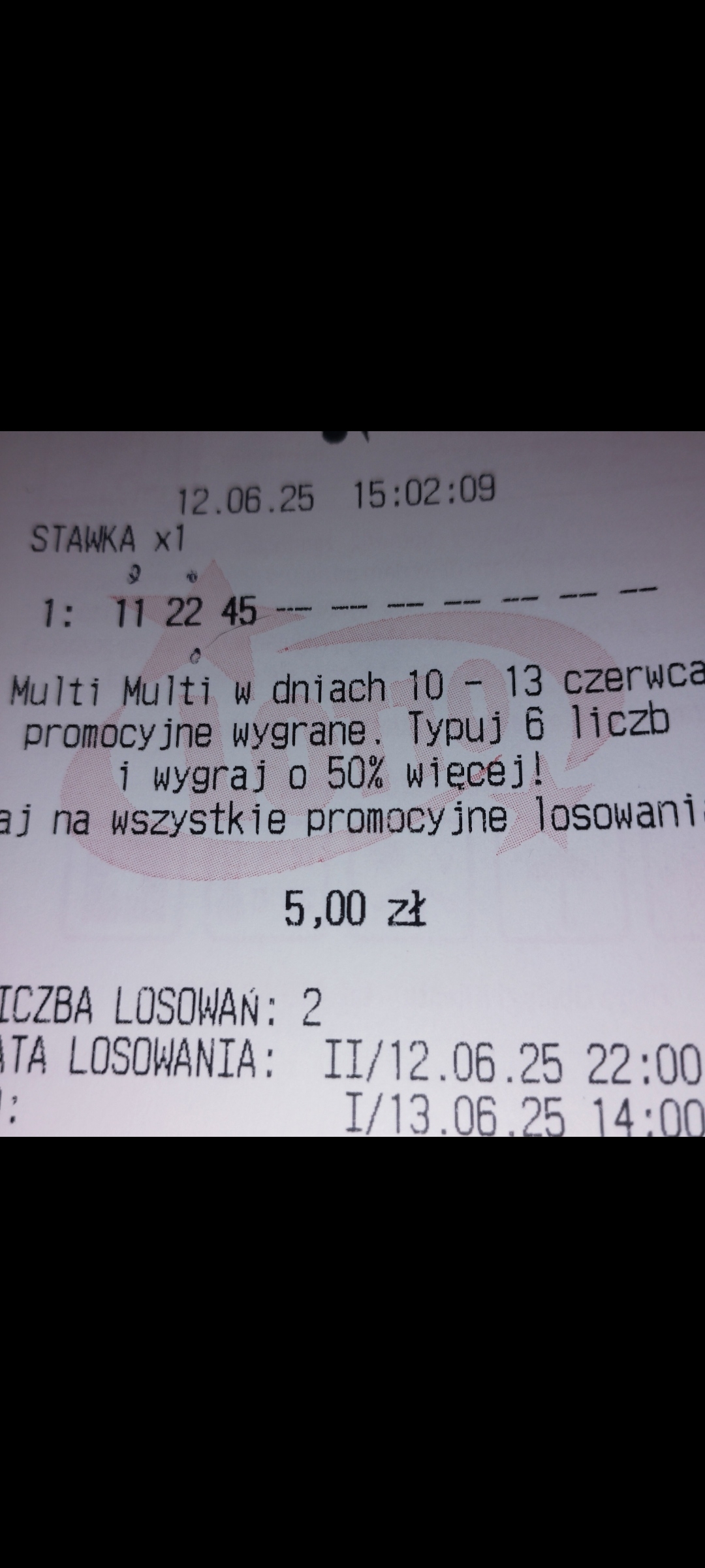 Jedno losowanie dalej i byłoby 3/3